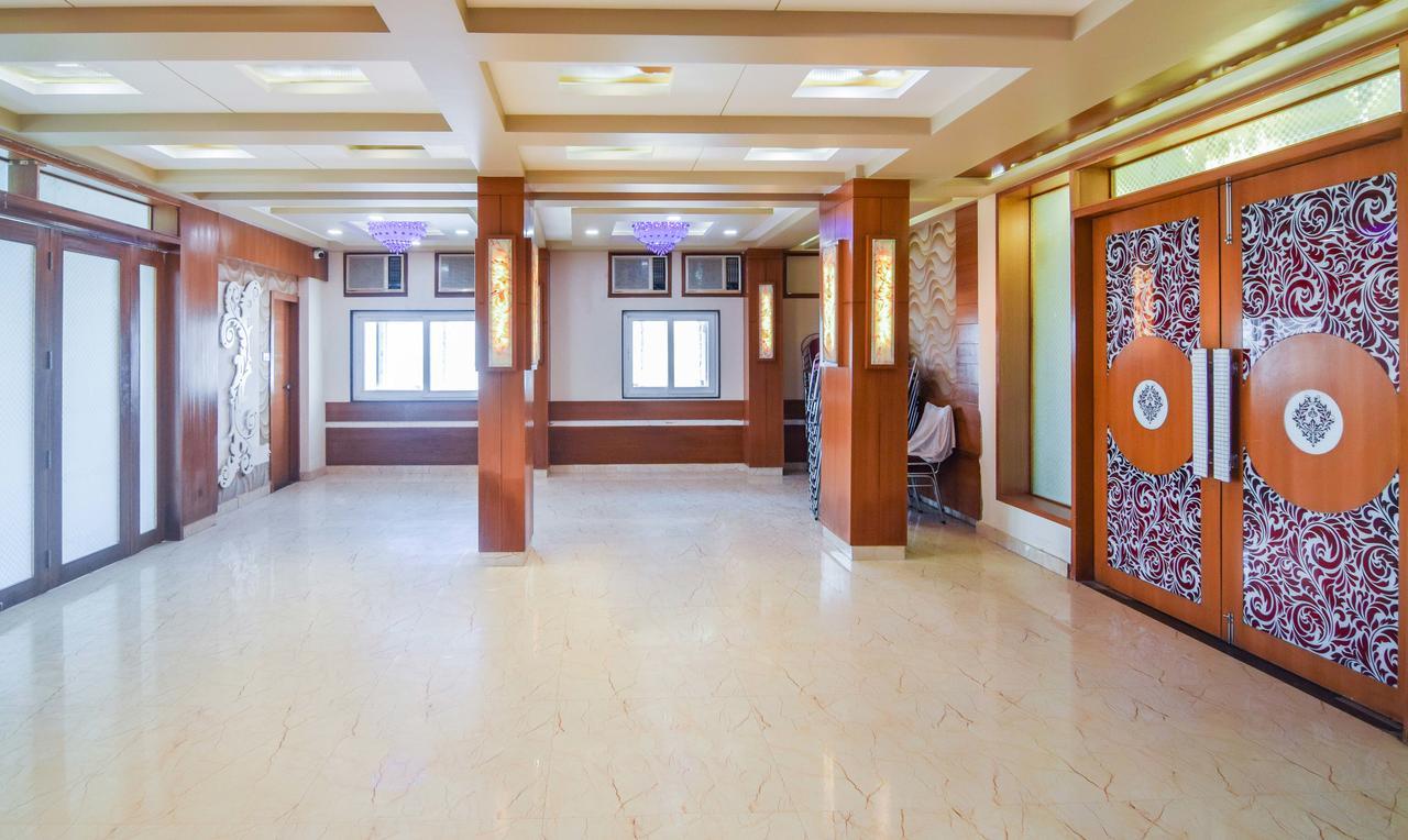 Hotel Saffron Varanasi Exterior foto